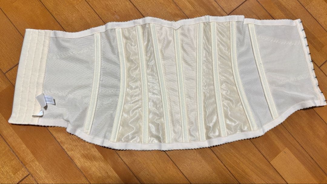 【最終値下げ】フォーシスアンドカンパニー　ブライダルインナーC70