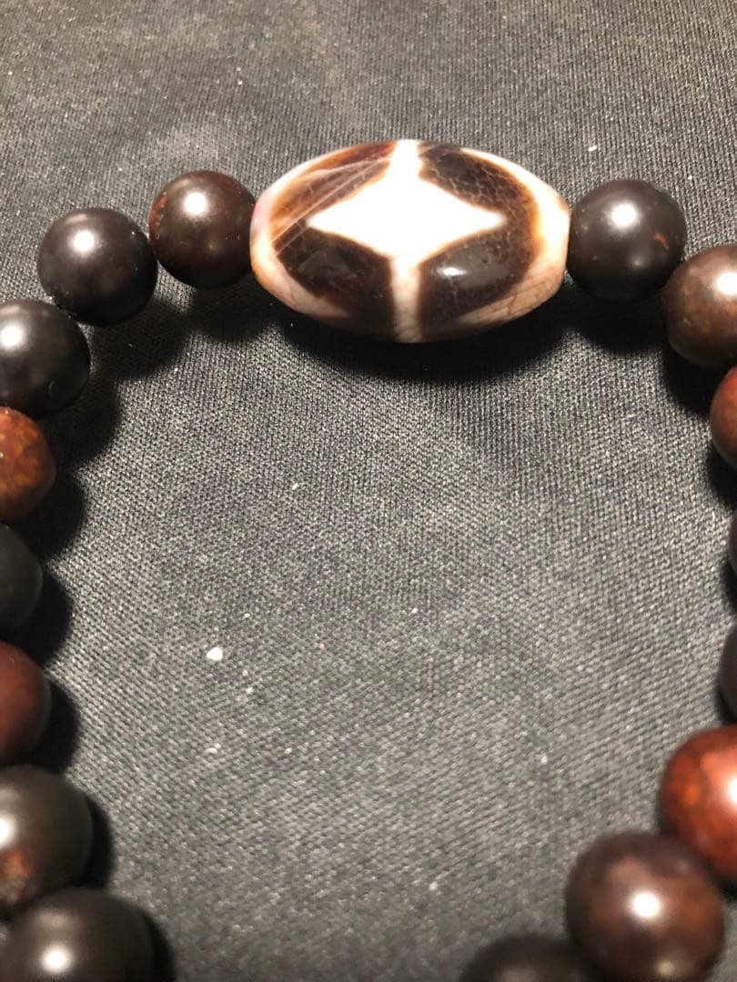 西蔵天珠‼️西蔵老礦龍紋米粒型双虎牙天珠老玉珠ブレスレット（念珠）