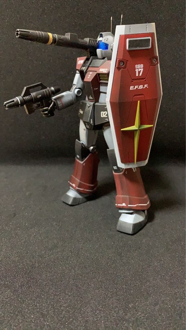 ガンプラ完成品　1/100MGジムキャノン