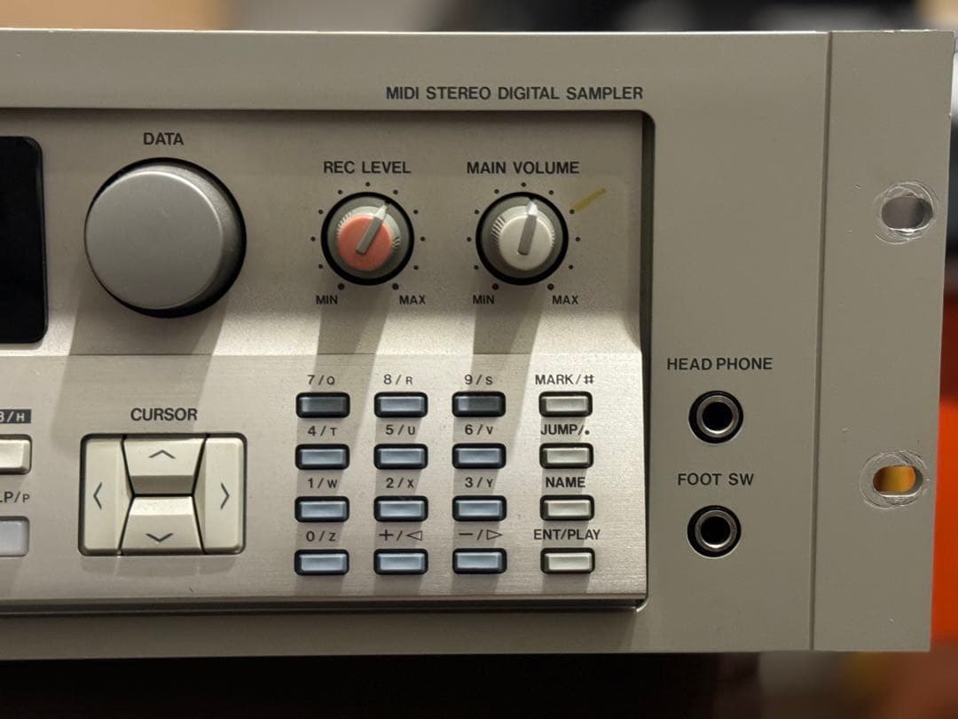 DTM・DAW AKAI S3200