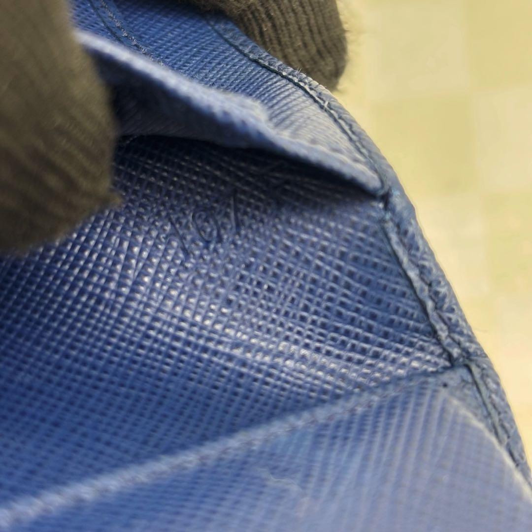 極美品　PRADA プラダ　財布　三つ折り　M58