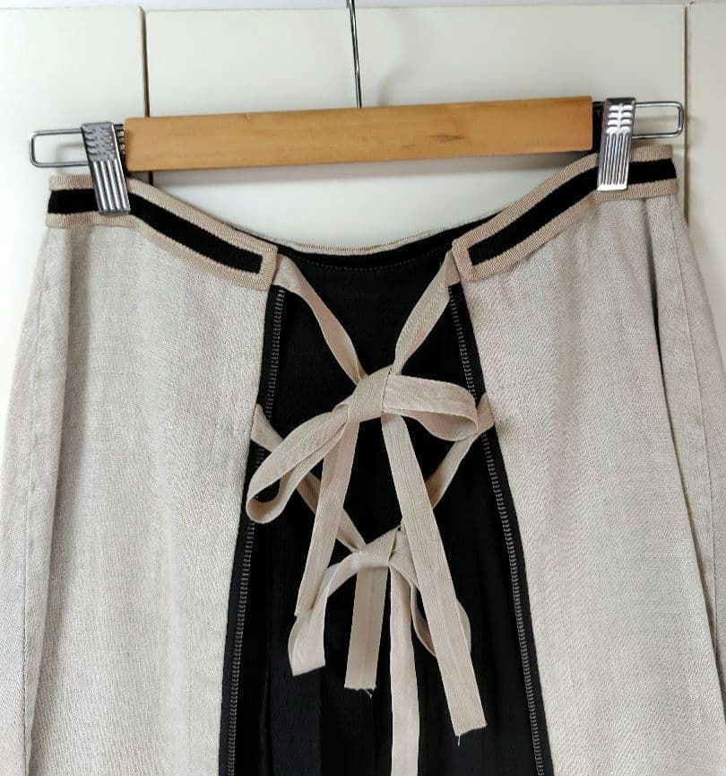 PRADA(プラダ)☆40 L位☆ベージュ☆リネン スカート