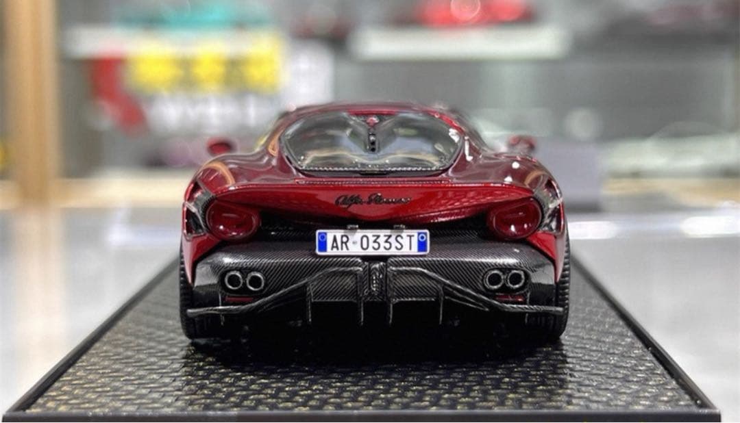新品 BBR 1/43 アルファ ロメオ 33 ストラダーレ Stradale