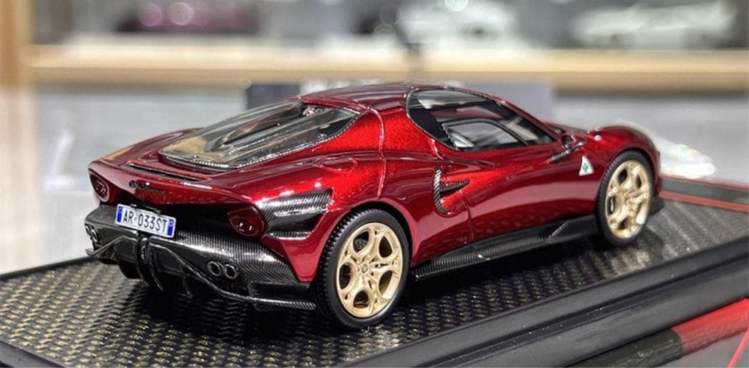新品 BBR 1/43 アルファ ロメオ 33 ストラダーレ Stradale
