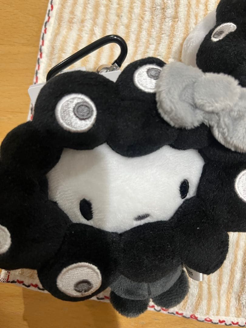 ま*る様 黒サンリオコラボミャクミャク