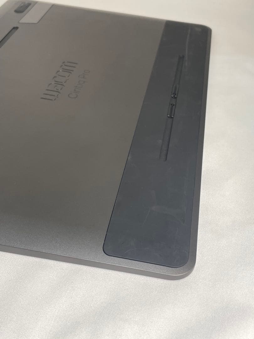 Wacom Cintiq Pro DTH-1320 13インチ