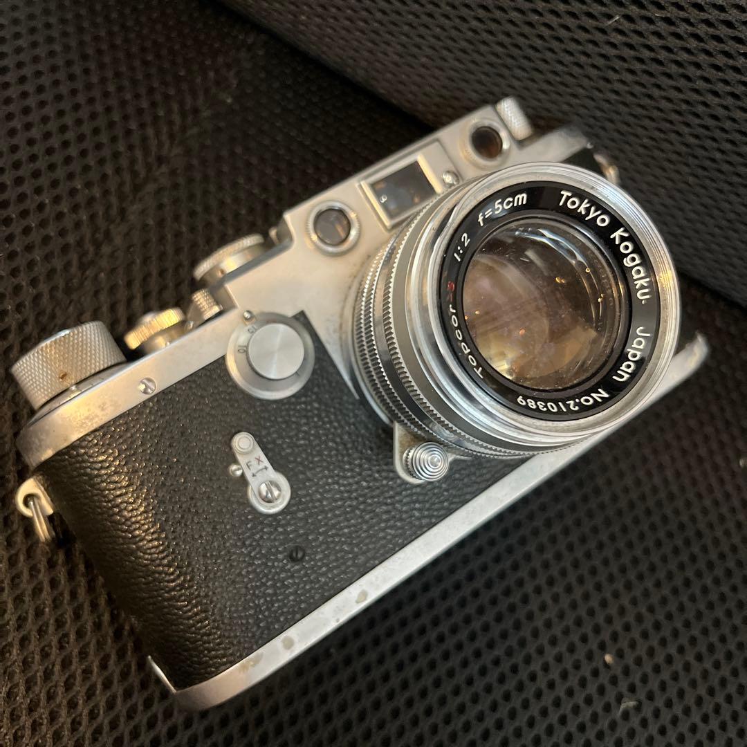 Leotax F レンジファインダーカメラ