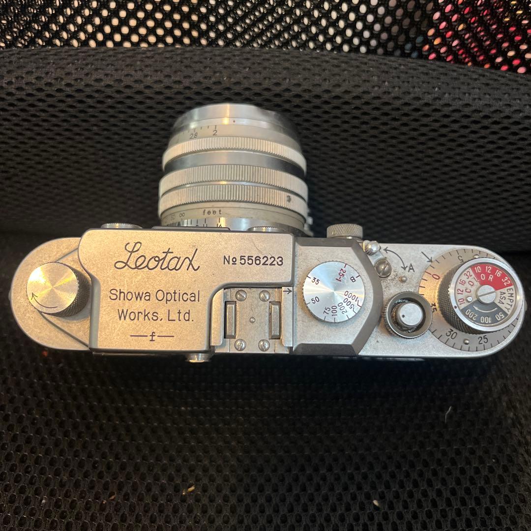 Leotax F レンジファインダーカメラ