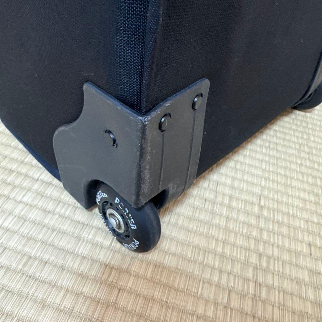 ブラック キャリーケース