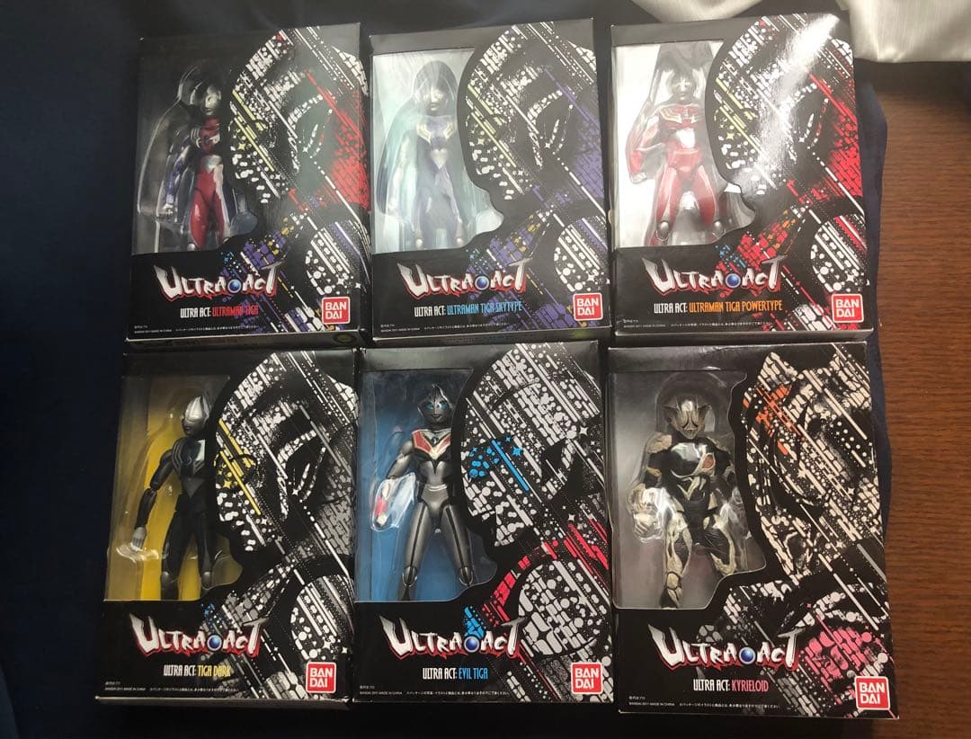 BANDAI ULTRA-ACT ウルトラマンティガ系セット