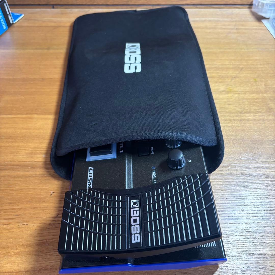 【美品】BOSS GT-1 マルチエフェクター 箱、アダプター、スリーブケース付