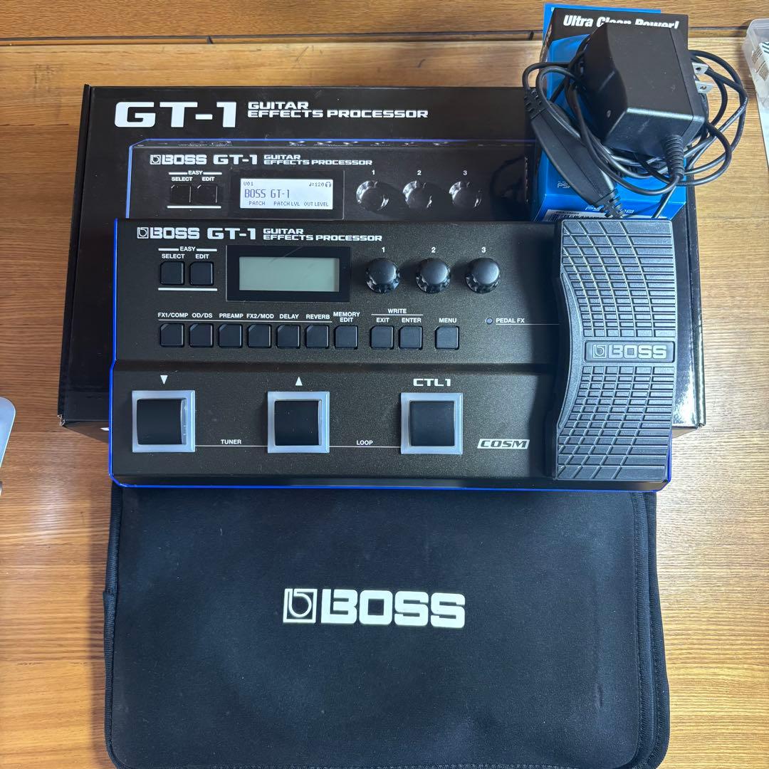 【美品】BOSS GT-1 マルチエフェクター 箱、アダプター、スリーブケース付