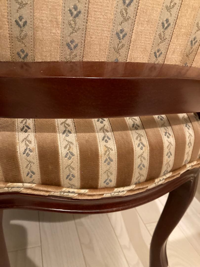 希少　クラシックストライプ柄木製椅子