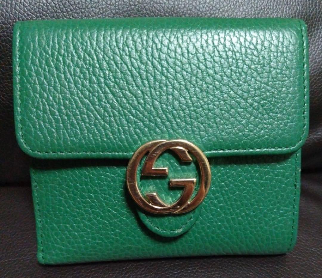GUCCI グリーンレザー 二つ折り財布