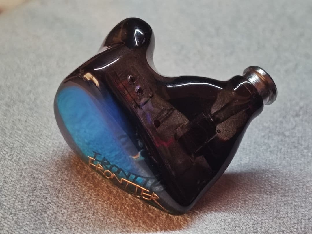 QDC FRONTIER NEXT BLACK 有線イヤホン おまけ付き