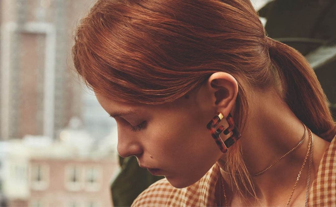 フェンディ　FENDI FF イヤリング　べっこう風