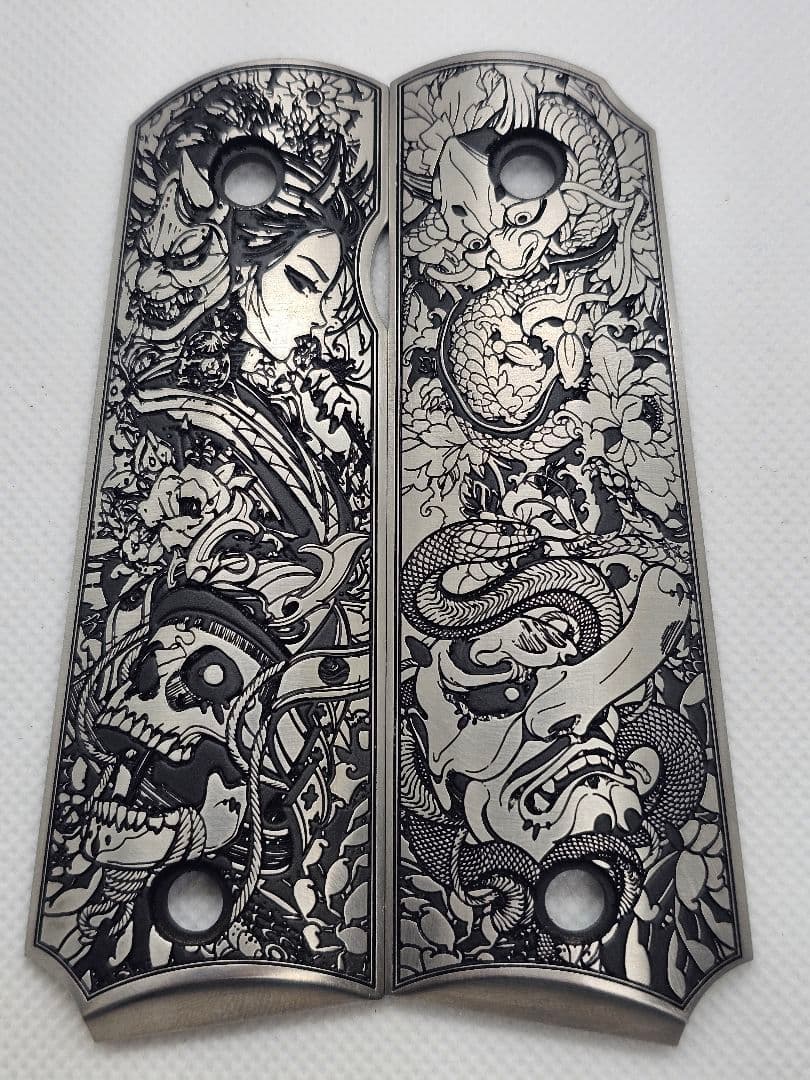 【解薬工芸】カバメントシリーズ用 金属製グリップ オーダーメイド　サンプル