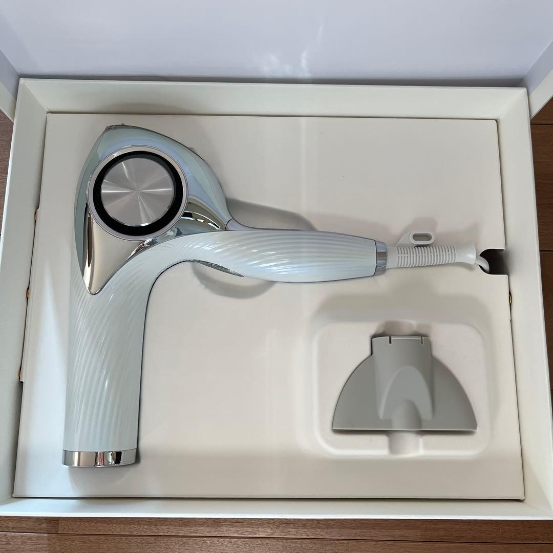 ReFa リファビューテック　ドライヤー　PRO ホワイト