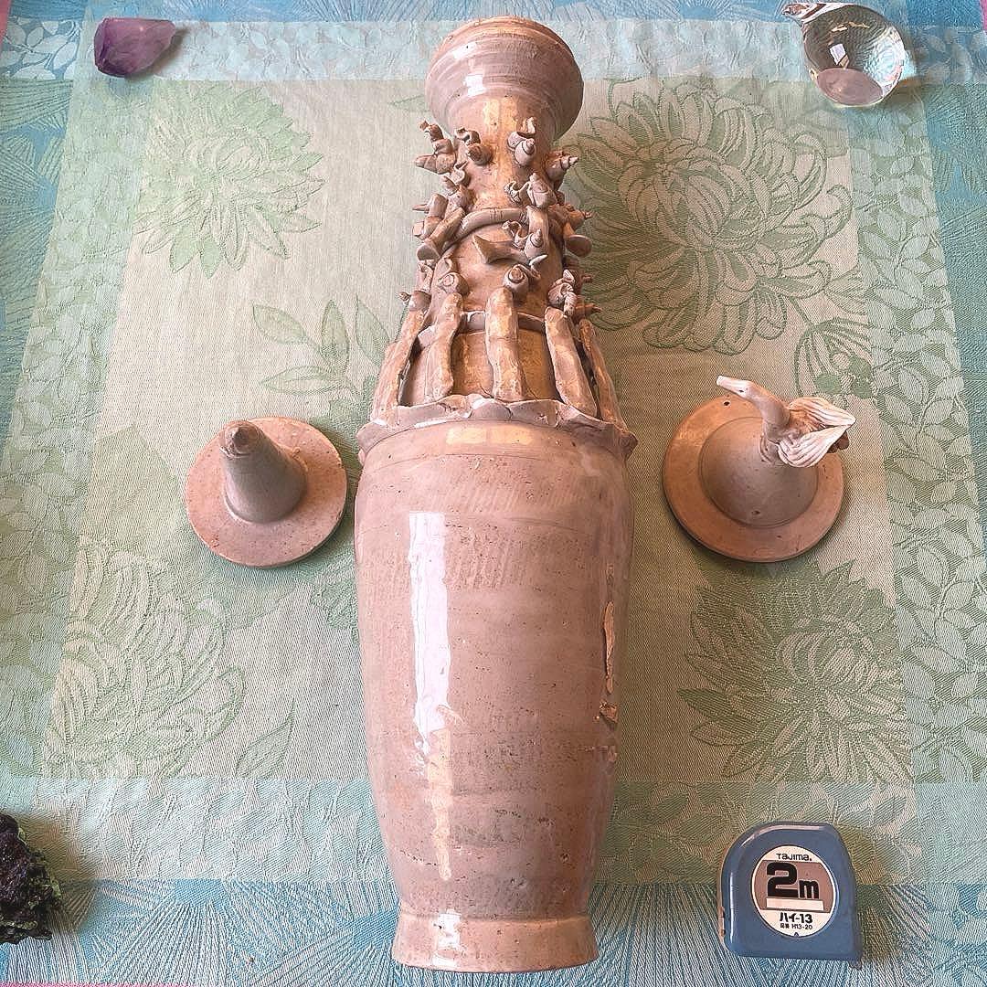 日月壺　蓋付き 白磁　発掘品　中国古阮 陶器の花瓶と鳥型