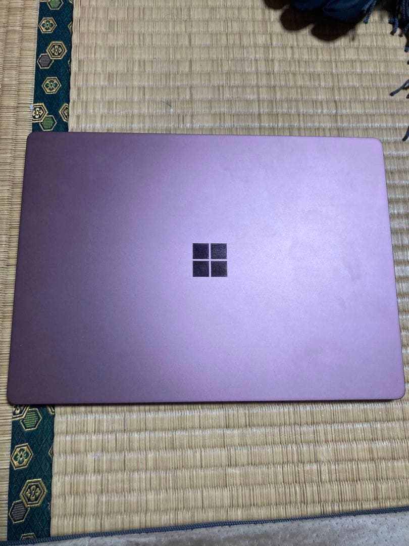 Microsoft Surface Laptop 2パープル