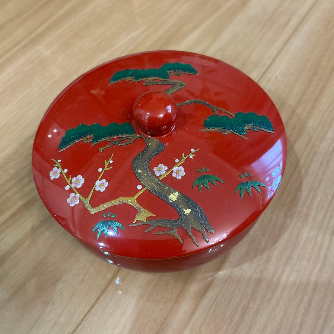琉球漆器　松竹梅　丸型菓子器