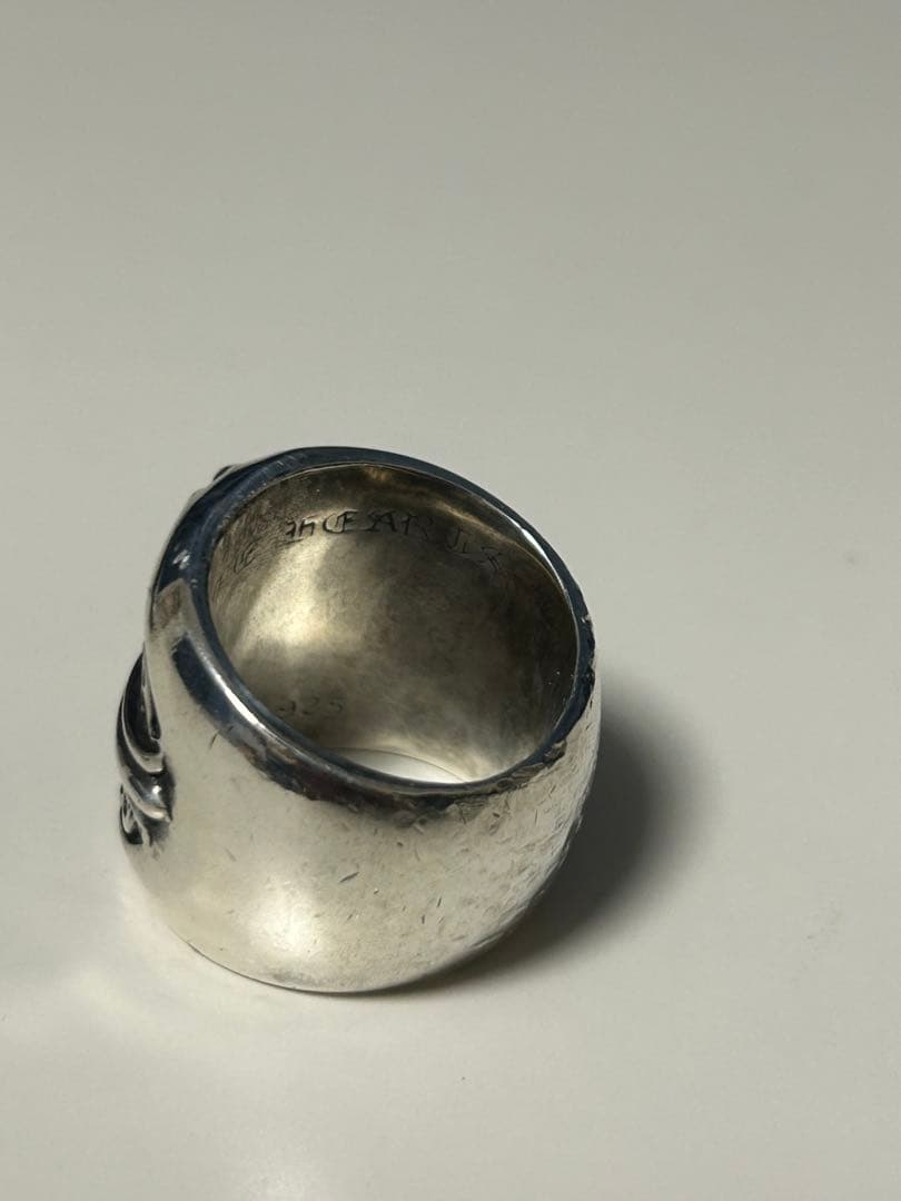 CHROME HEARTS クラシックオーバルクロスリング