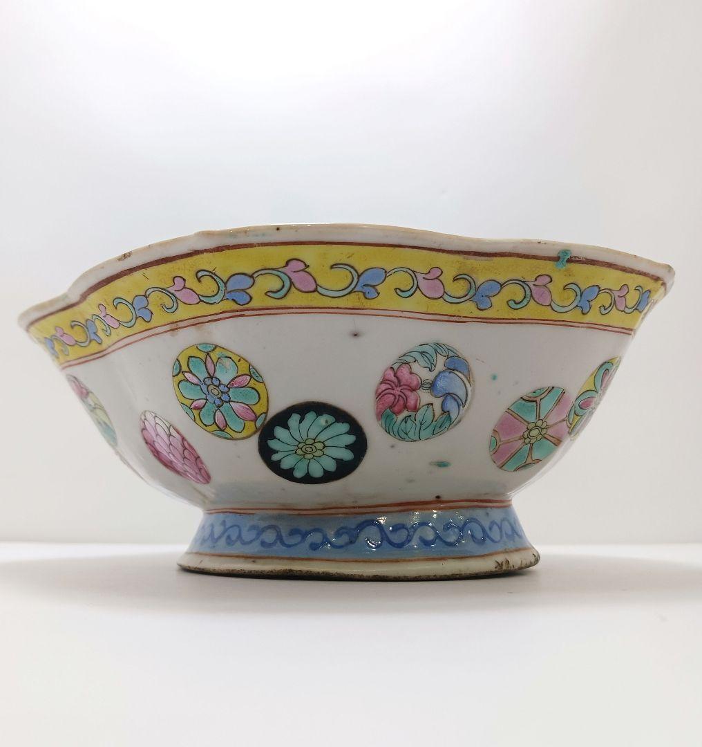 Y2375 中国 手彩 六角粉彩中鉢 在銘印有　く
