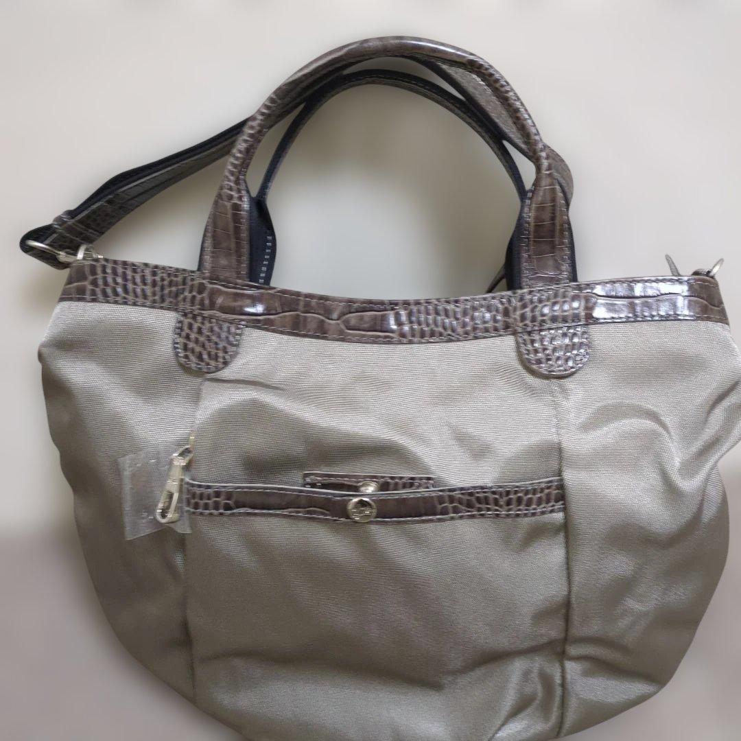 イビサ　イビザ　 ショルダーバッグ 　新品未使用　2ウェイ