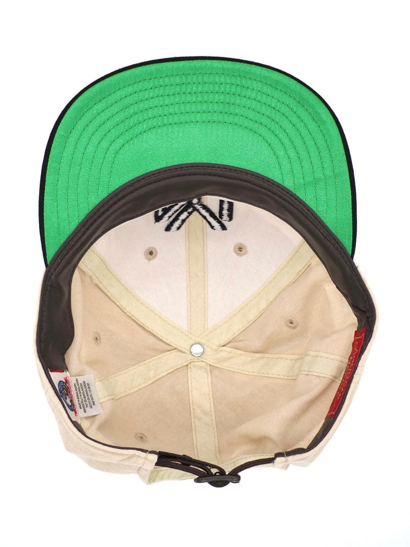 AMERICAN NEEDLE New York Yankeesロゴ　キャップ