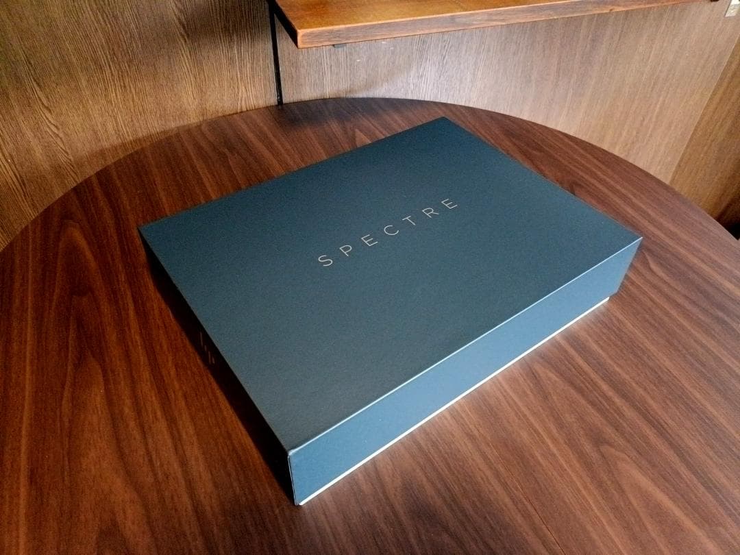 HP Spectre x360 14-ea0046TU　ノートパソコン　美品