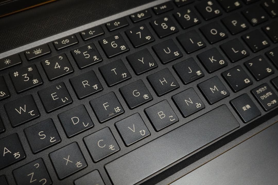 HP Spectre x360 14-ea0046TU　ノートパソコン　美品