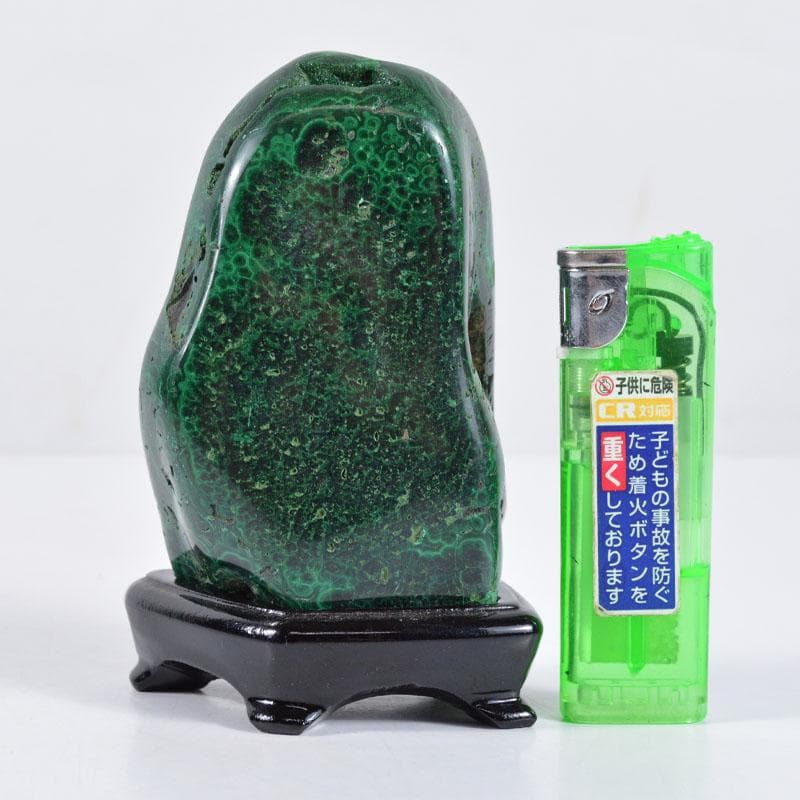 天然石　鑑賞石　孔雀石　マラカイト　置物　重さ約362g　唐木台　D　R4652