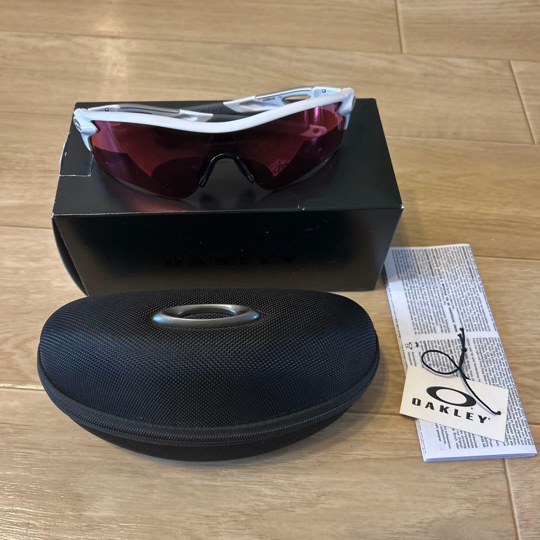 Oakley レーダーロックパス