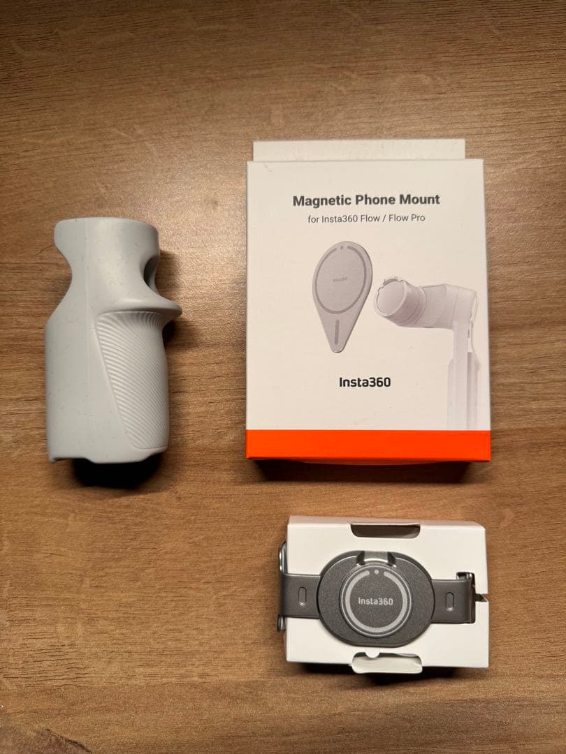 【Insta360 Flow Pro】スマートフォン用スタビライザー