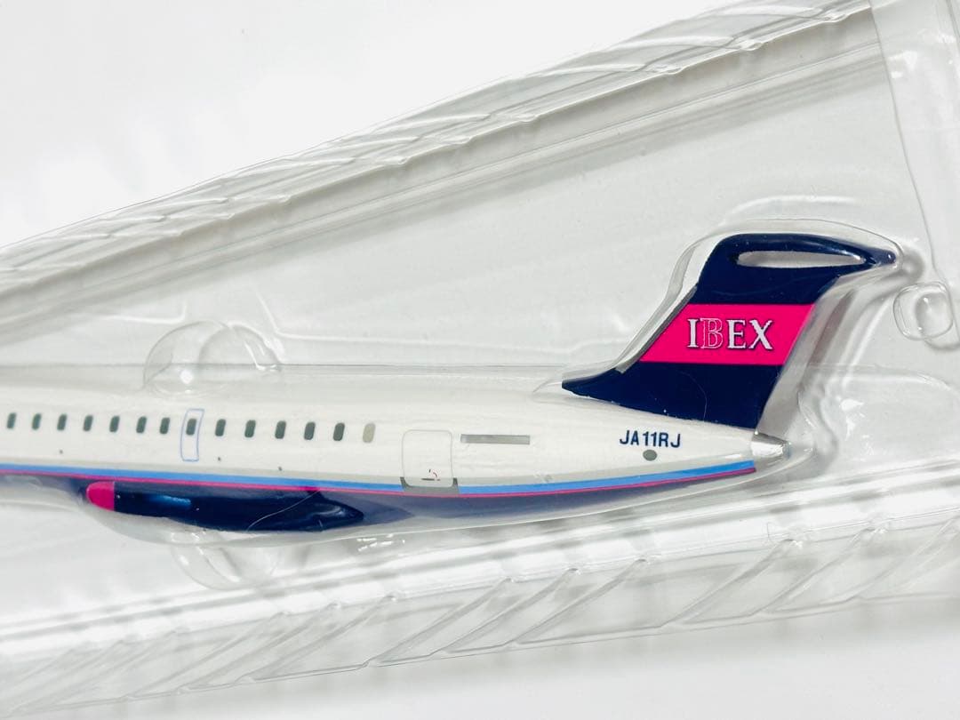 航空機・ヘリコプター 1/100 IBEX CRJ700 NextGen JA11RJ