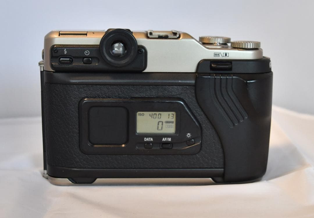 FUJIFILM　GA645Zi＋STROBE　GA