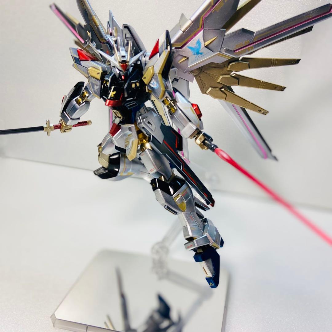 HG マイティーストライクフリーダムガンダム 全塗装 完成品 塗装済み ガンプラ