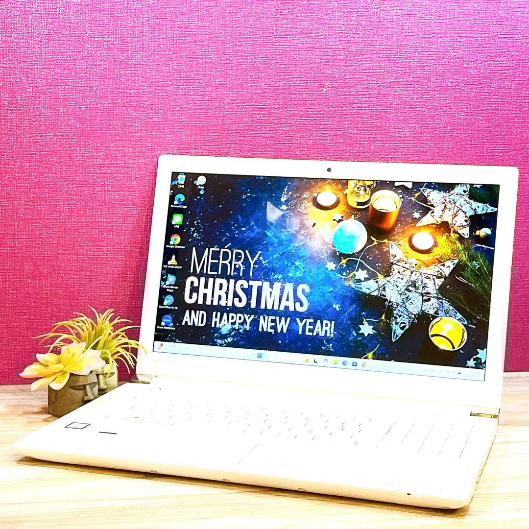 第7世代Corei7✨メモリ8GB✨すぐ使えるノートパソコン✨ブルーレイ✨カメラ