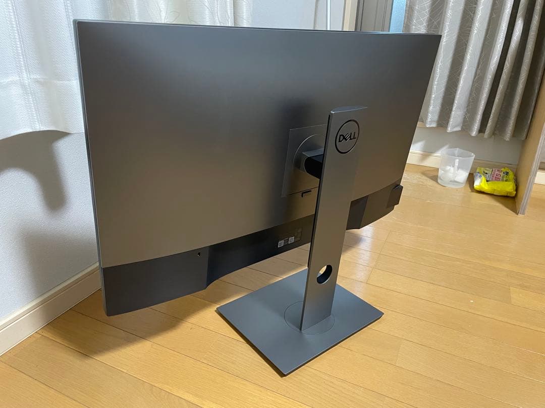 ジャンク Dell U3219g 4k 31.5 IPSモニター 本体