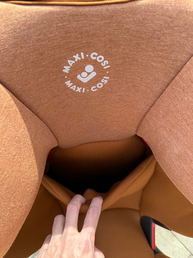MAXI-COSI ジュニアシート ブラウン ロディフィックス エアプロテクト