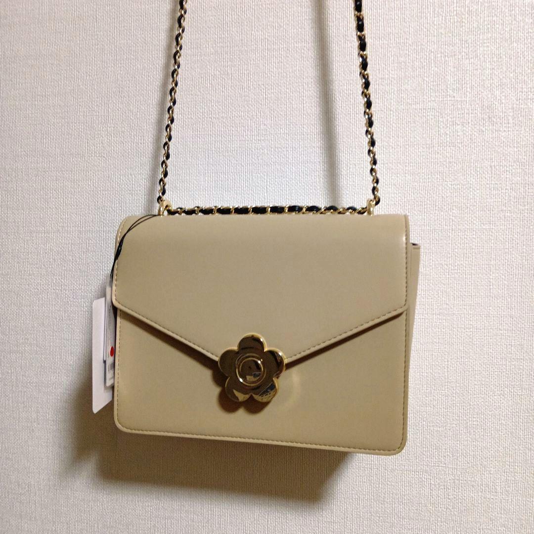 マリークワント　ベージュ アクセントメタルデイジー　ショルダーバッグ　新品