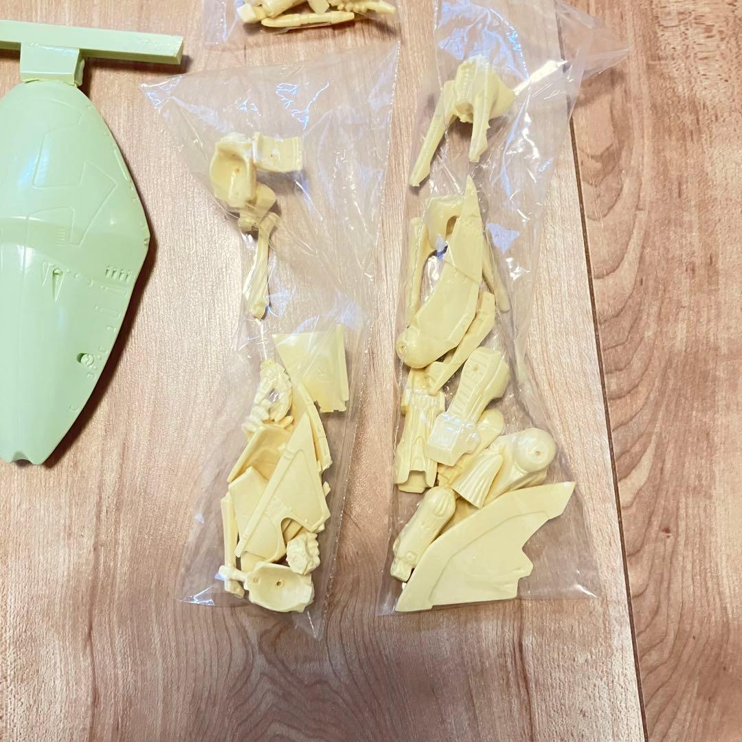 ボークス FSS 1/144 レッドミラージュ ファイブスター物語