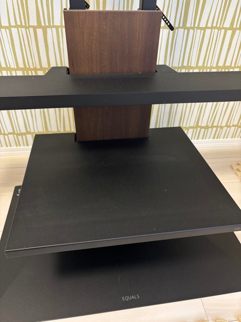 EQUALS WALL V3 ロー32V〜80V スタンド＋サウンドバー