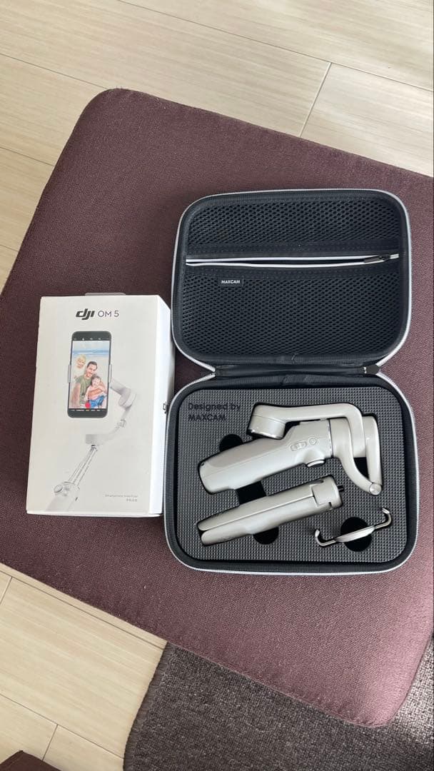 DJI OM 5 スマートフォン用スタビライザー