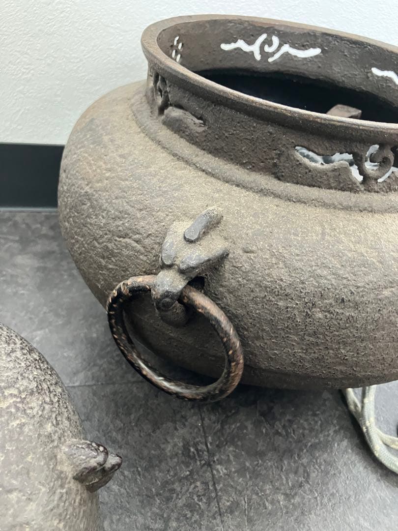 茶道具 茶釜 と 野々田式 炭型ヒーター 鉄瓶 風炉型電熱器