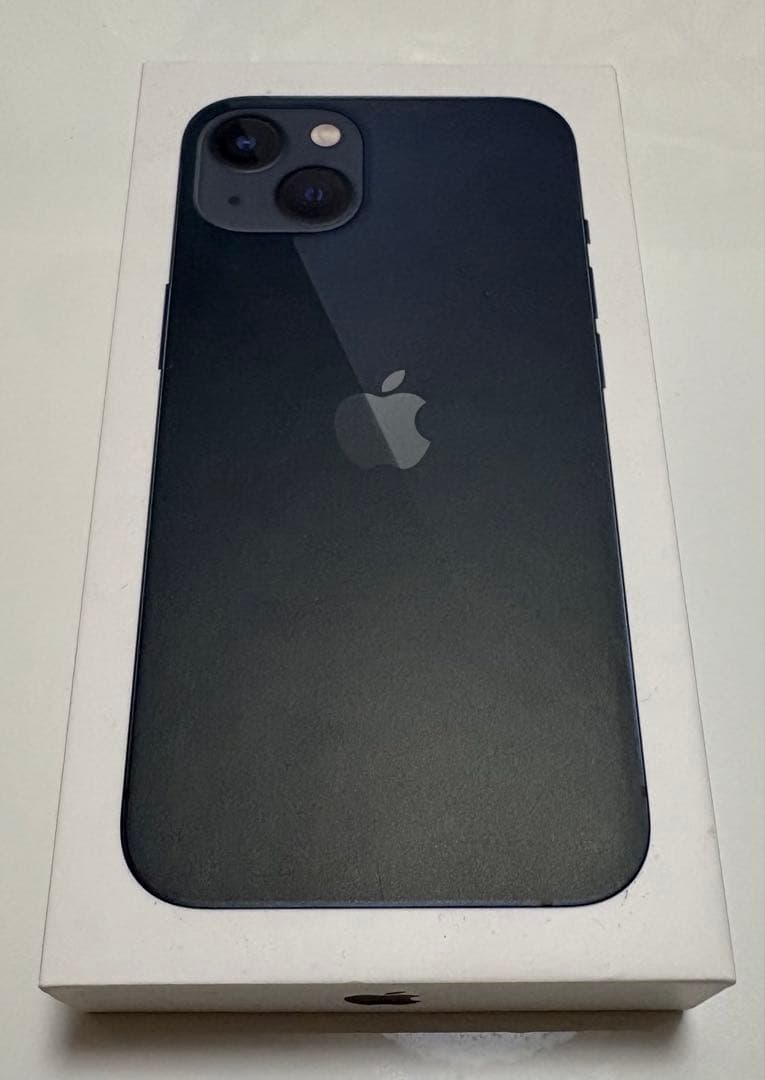 iPhone13 128GB カメラ部分にやや傷 3日ごとに1000円値下げ