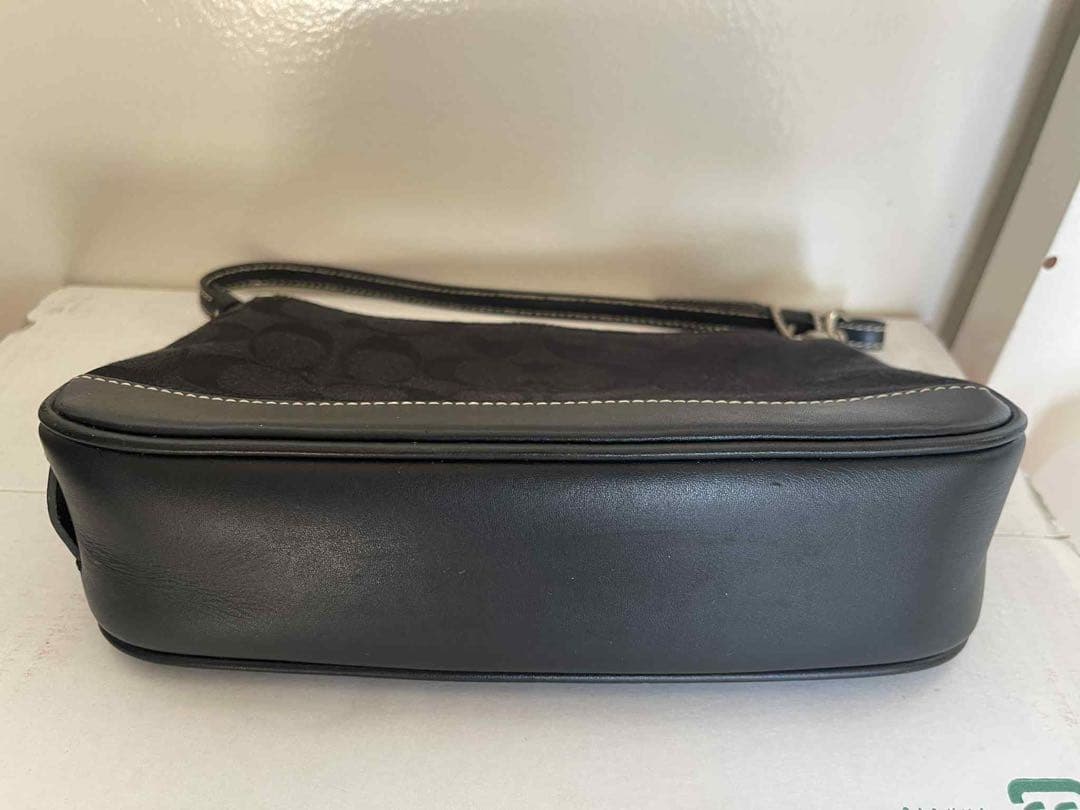 COACH コーチ アクセサリーポーチ ワンショルダーバッグ シグネチャー