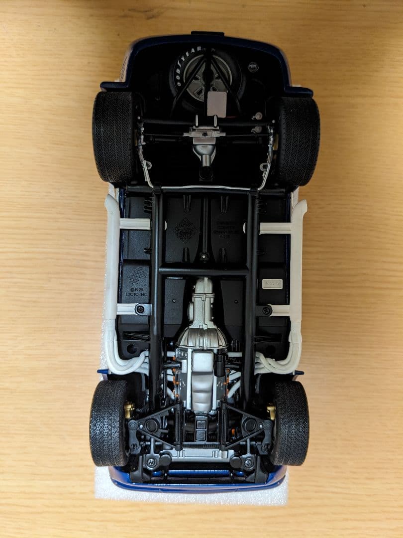 エグゾト1/18 コルベット グランド スポーツ(新品)