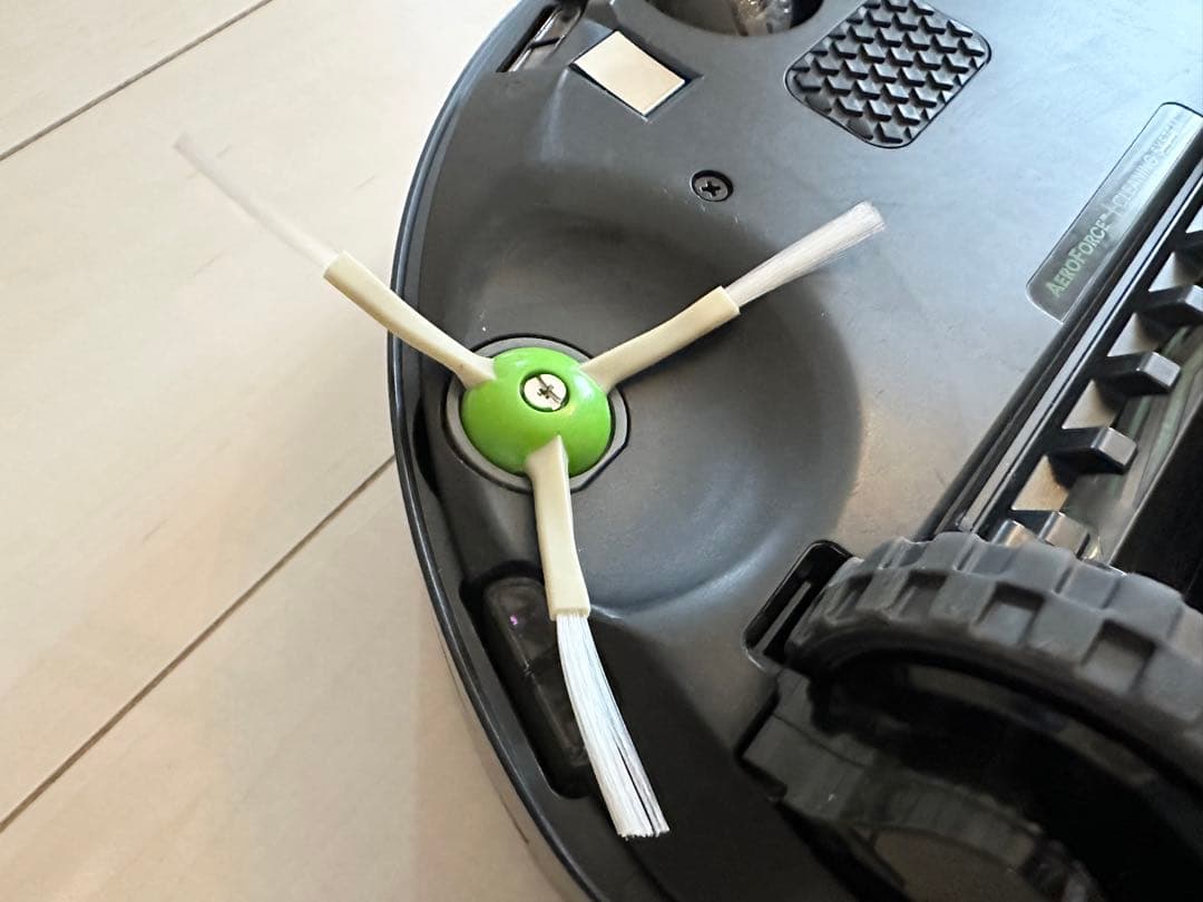 Roomba j7+ ルンバ　ロボット 掃除機