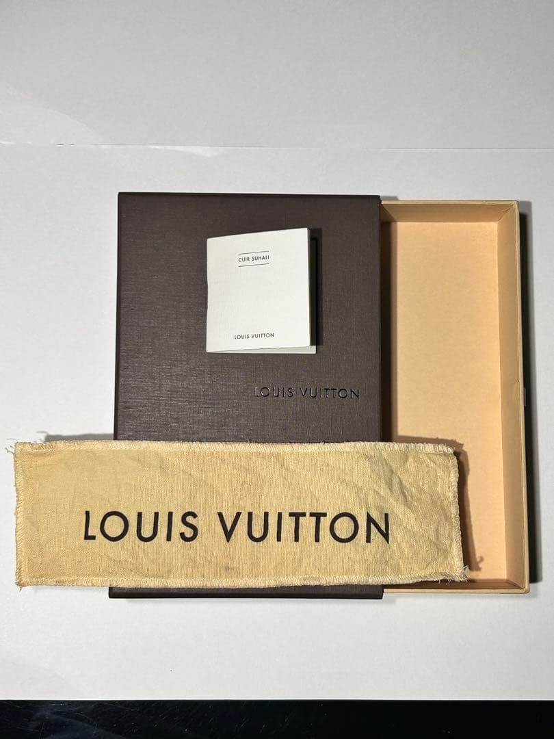 【中古美品】ルイ・ヴィトン ブラスレ セリュールM92750バングル 黒革